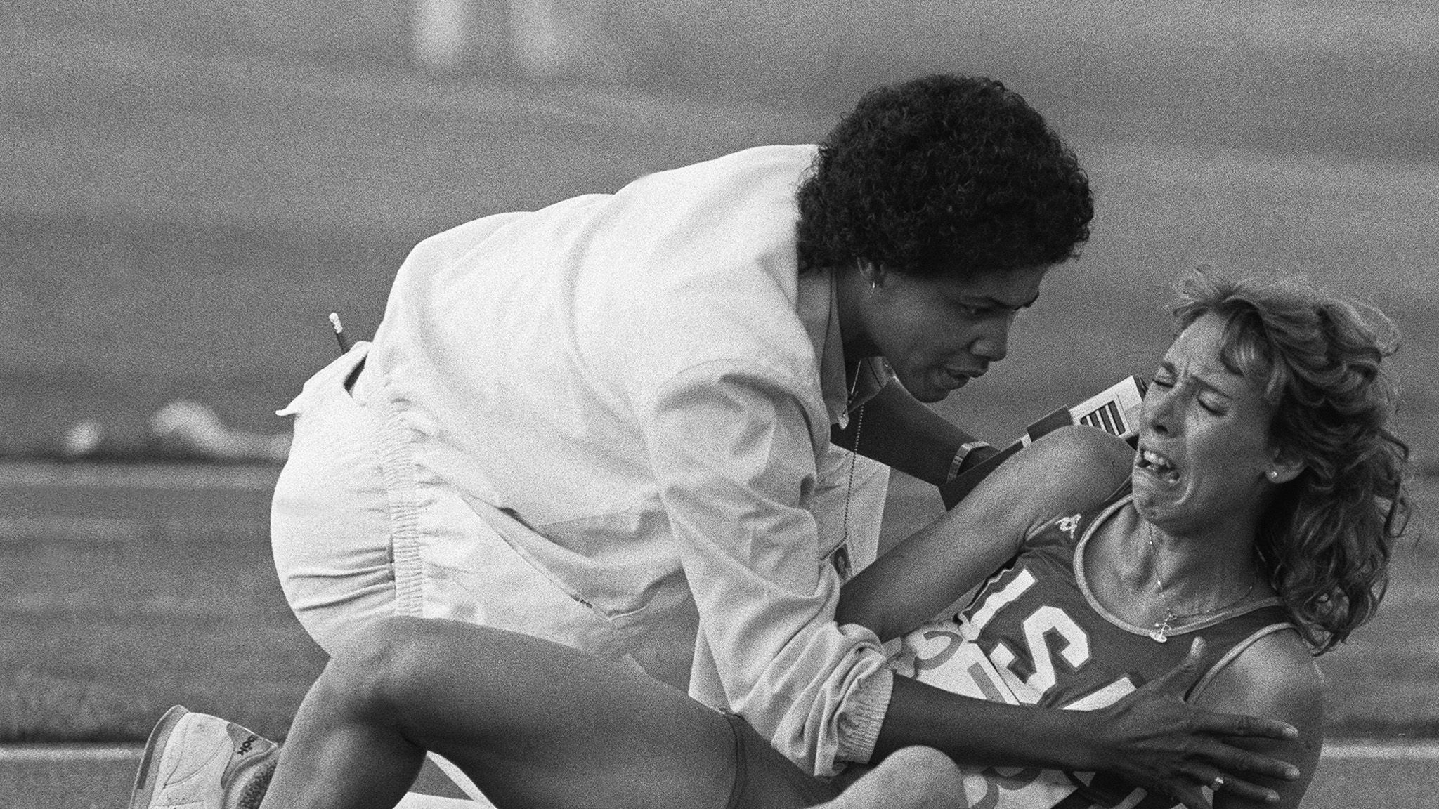 История одной фотографии: падение Мэри Деккер на Олимпиаде 1984 года